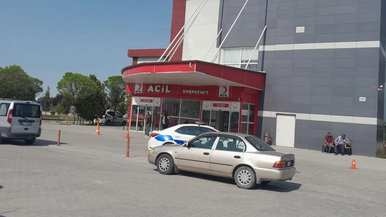 Konya'da işçinin ayağı makineye sıkıştı!