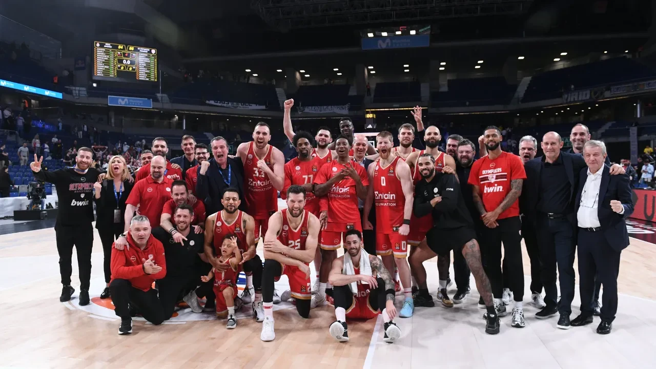 Olympiakos, Euroleague'de Final-Four'da! Real Madrid'i eledi