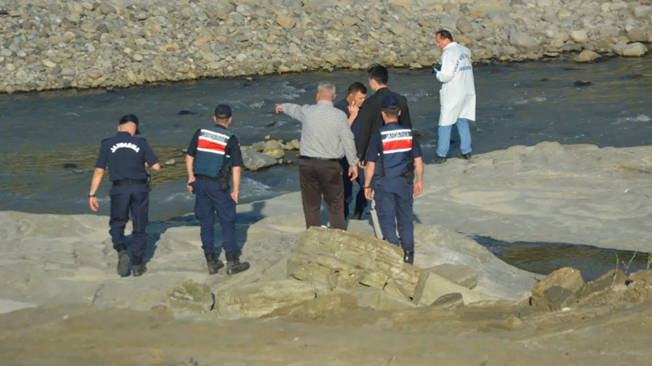 Samsun'da hayatını kaybeden astsubay Hakan Fidan son yolculuğuna uğurlandı