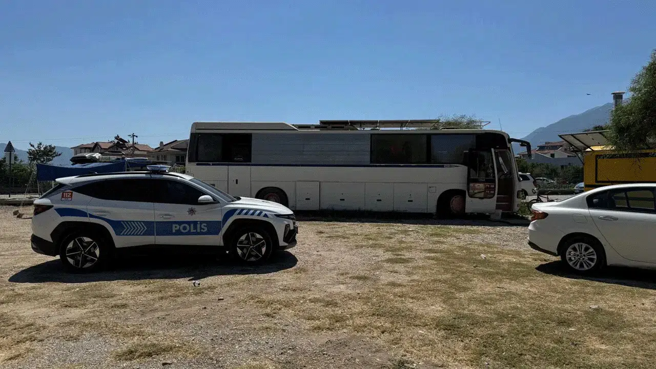 Muğla'da şüpheli ölüm: Cansız bedeni otobüste bulundu