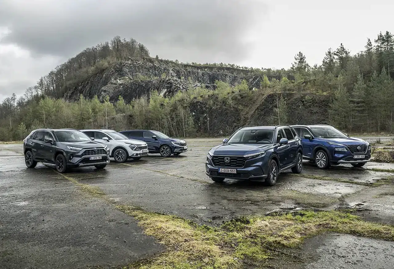 Renault Espace mi, Honda CR-V mi? Hibrit SUV yarışında kazanan kim olacak?