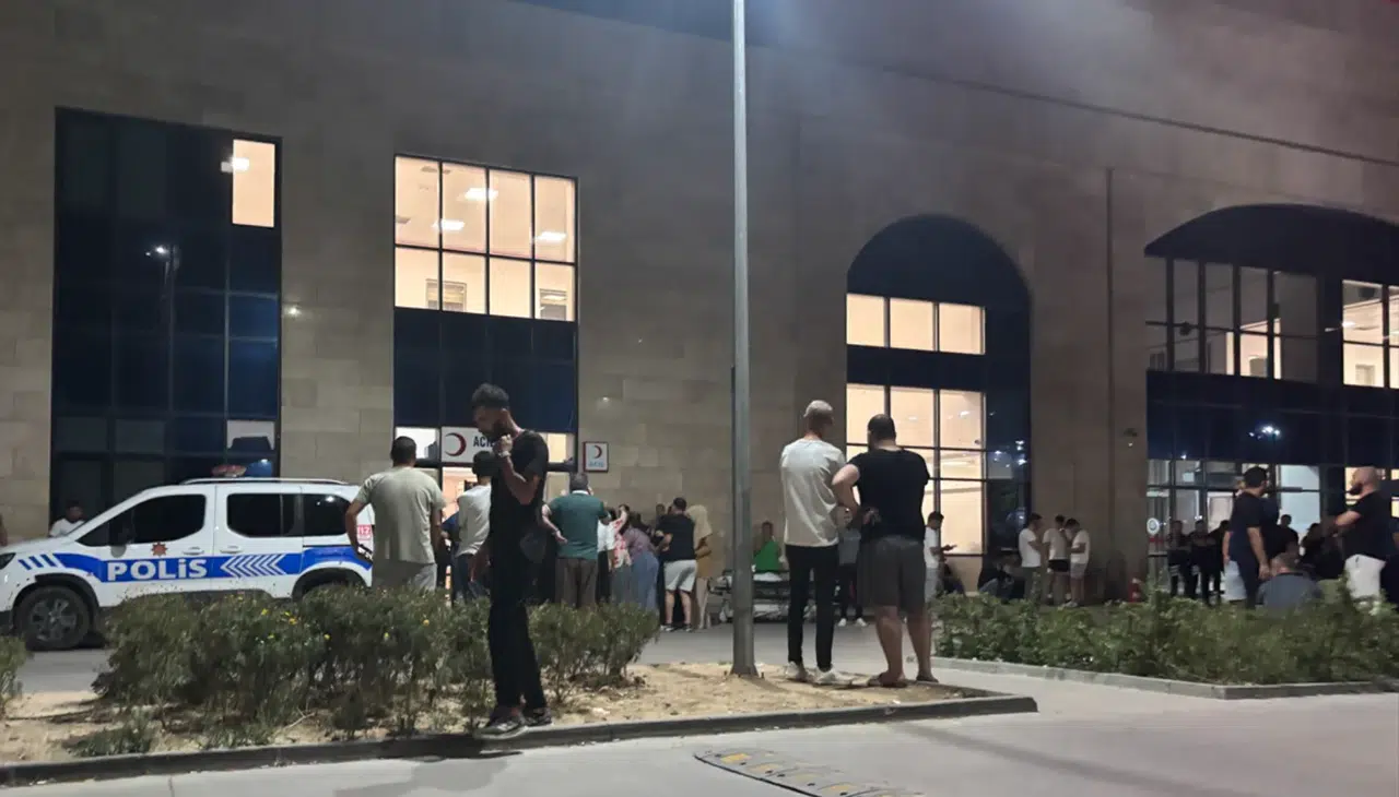 İzmir’de gece yarısı kan aktı: Aile içi tartışma can aldı