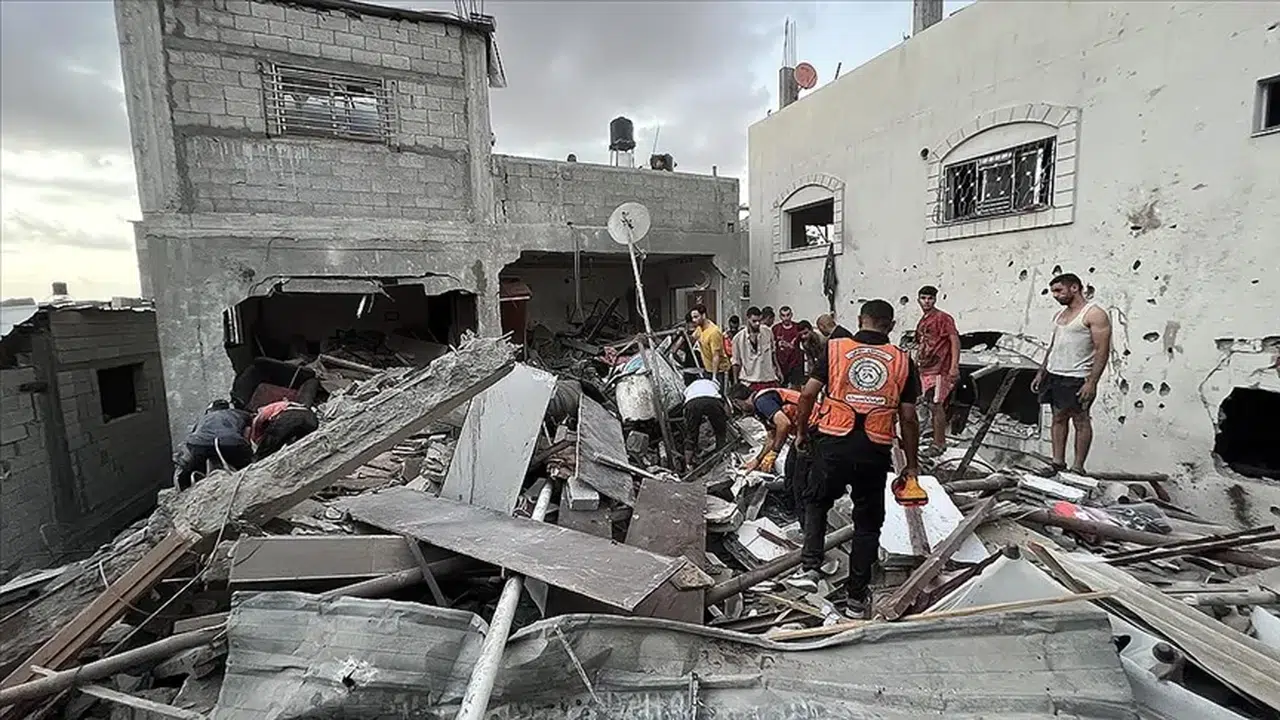 Gazze'de bir katliam daha: İsrail saldırılarında 19 Filistinli hayatını kaybetti