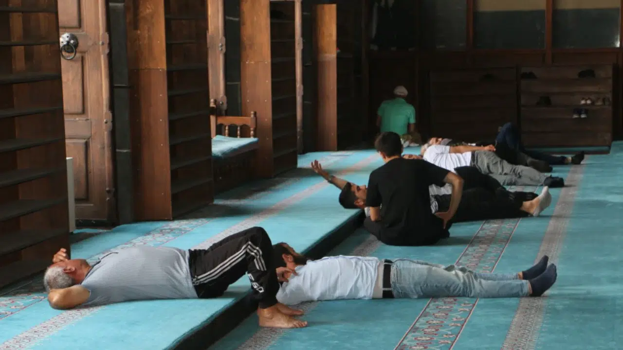 Diyarbakır'da hissedilen sıcaklık 45 dereceyi buldu!