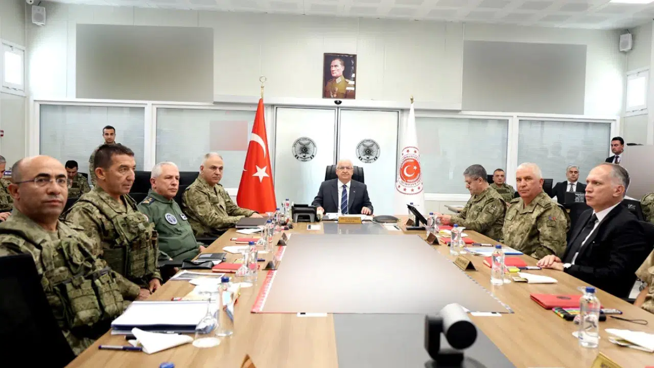 İran sınır hattına giden Bakan Güler'den 'Çelik Kubbe' açıklaması!