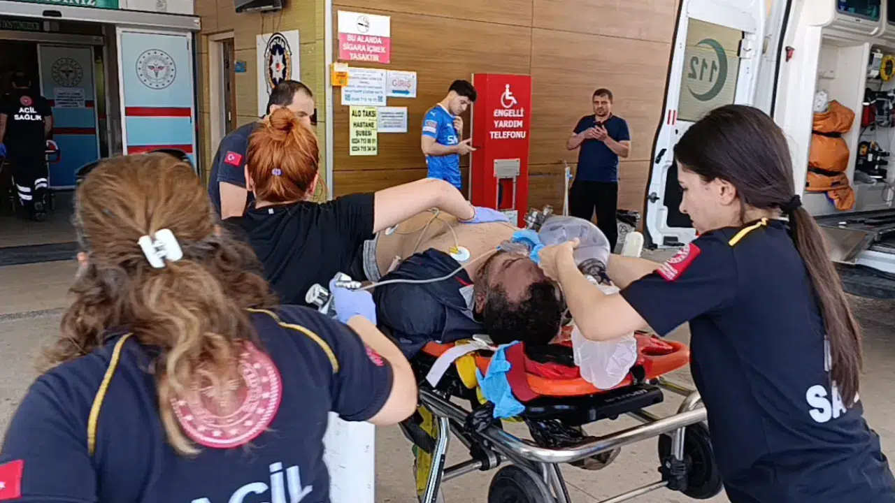 Bursa'da feci olay: Usta fabrika çatısından düştü!