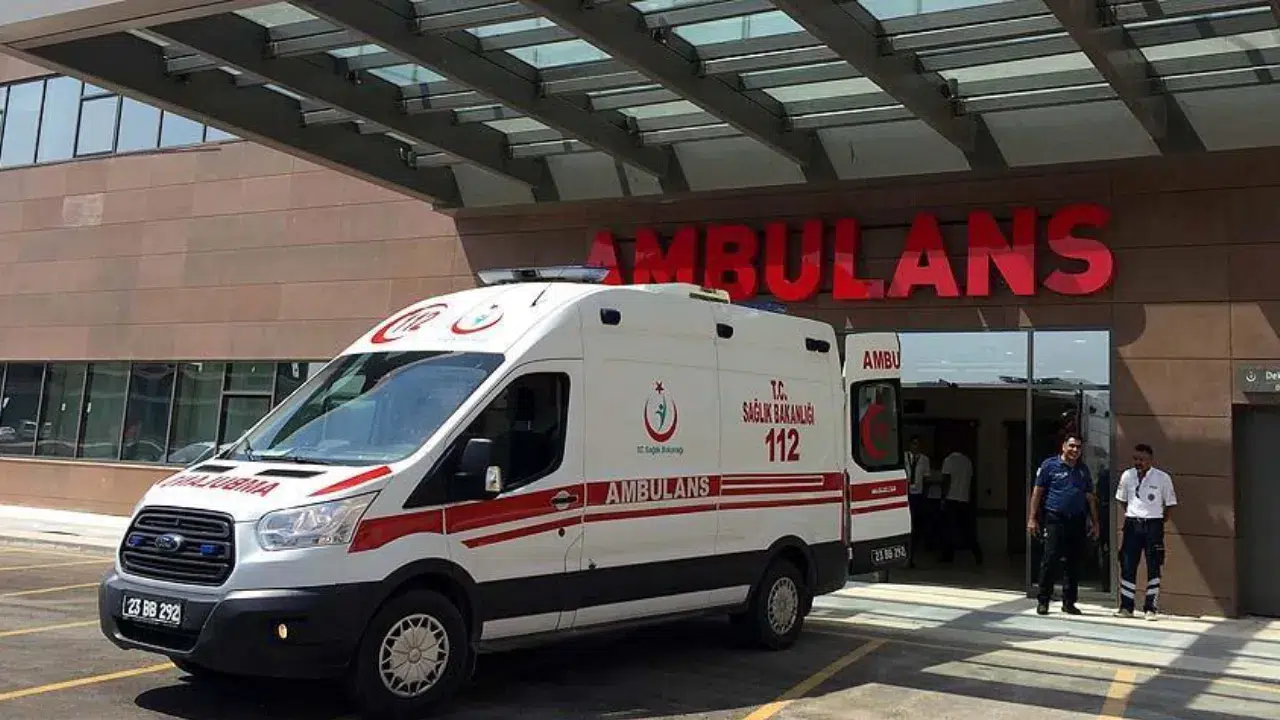 Karaman'da korkunç kaza! Motosiklet devrildi: 2 ağır yaralı