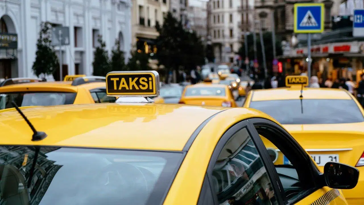 İstanbul’da taksi maliyeti katlandı! Hizmet bedeline büyük zam