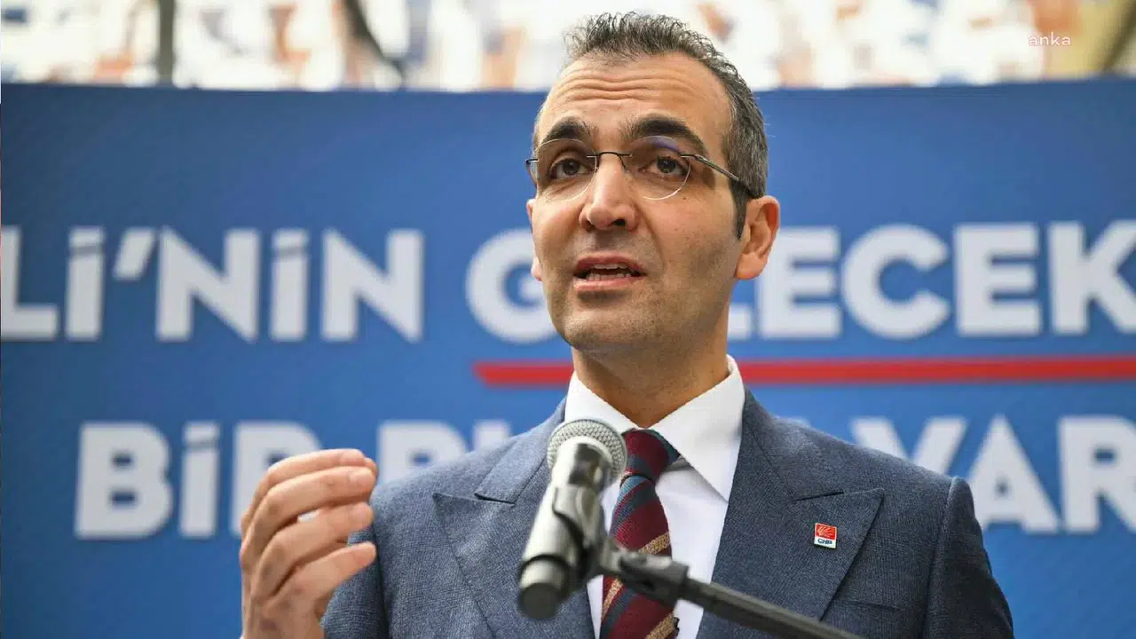 Tutuklu Şişli Belediye Başkanı Resul Emrah Şahan'dan Cem Küçük'e tazminat davası