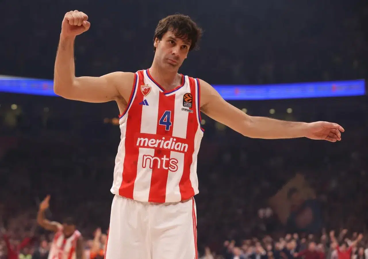 Avrupa'nın efsanesi Milos Teodosic basketbolu bıraktı!