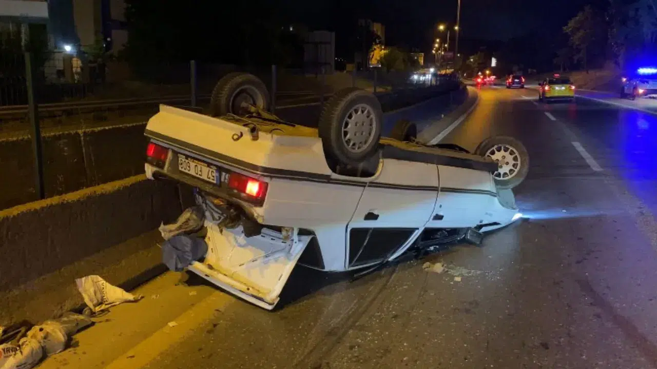 Kartal'da korkunç kaza! Otomobil takla attı: 2 yaralı!