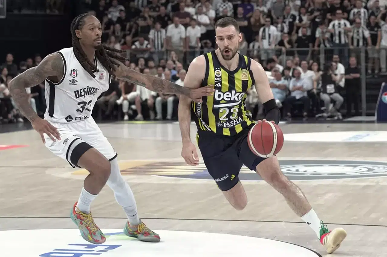 Heyecan doruğa çıktı, Fenerbahçe Beko zaferle döndü!