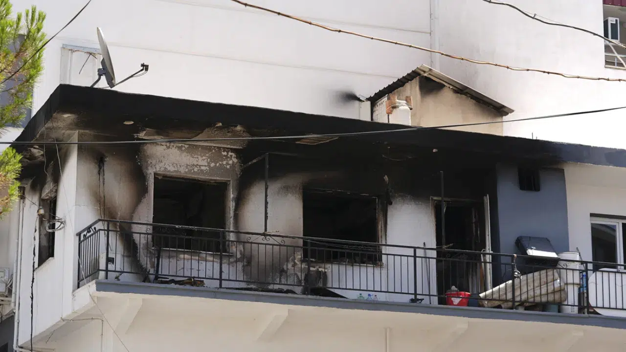 İzmir'de feci yangın can aldı: KOAH hastası kadından acı haber!