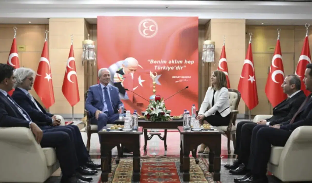 DEM Parti ve MHP arasında bayram buluşması: Terörsüz Türkiye vurgusu