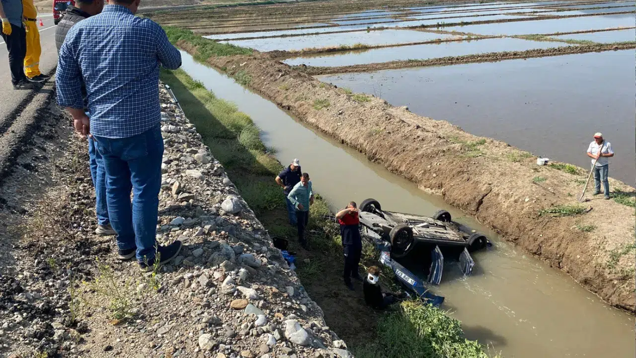 Çorum'da aile faciası: Otomobil sulama kanalına uçtu