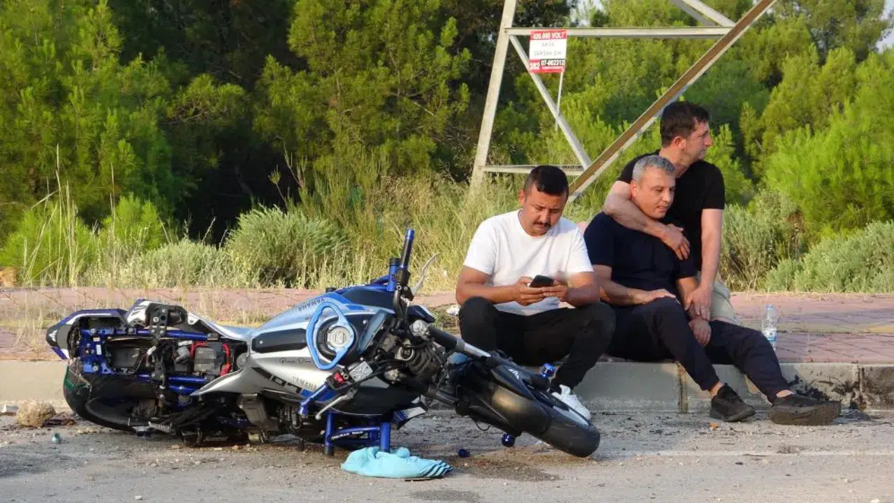 Antalya'da motosiklet kazası: Babalar Günü'nde oğlunun ölüm haberini aldı!