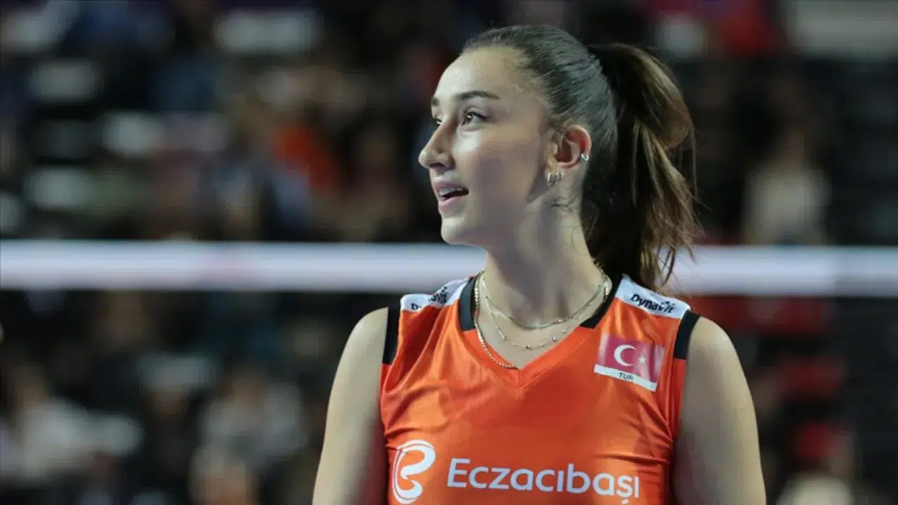 Hande Baladın'ın sağlık durumu belli oldu! Türkiye Voleybol Federasyonu açıkladı