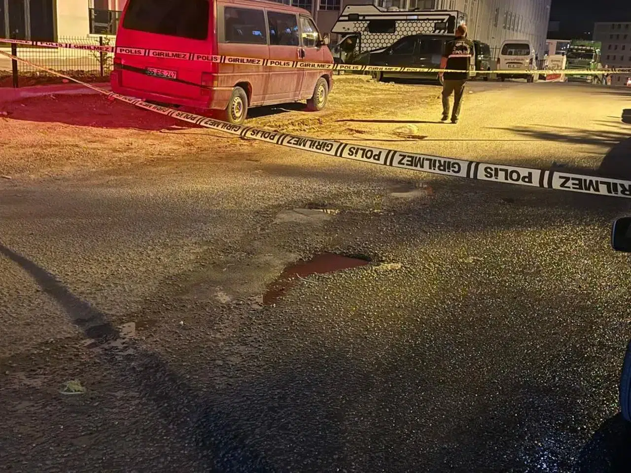 Sincan’da aile faciası: Tartışma kanlı bitti, baba ağır yaralandı