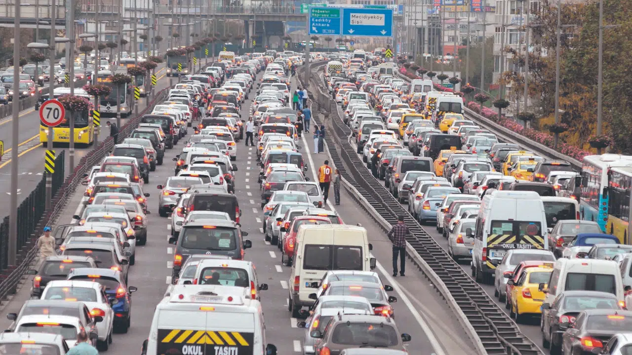 Trafikte devrim gibi yenilik: Her arabaya takılması zorunlu olacak