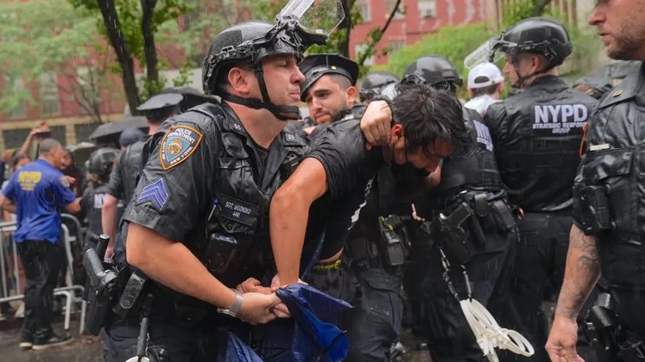 New York'ta düzensiz göçmenlere destek protestoları: 65 gözaltı