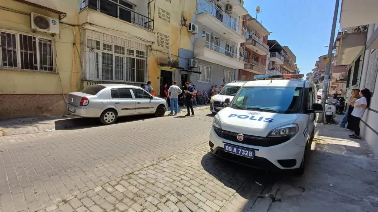 Aydın'da şüpheli ölüm: Kızını yatağında ölü bulan anne sinir krizi geçirdi