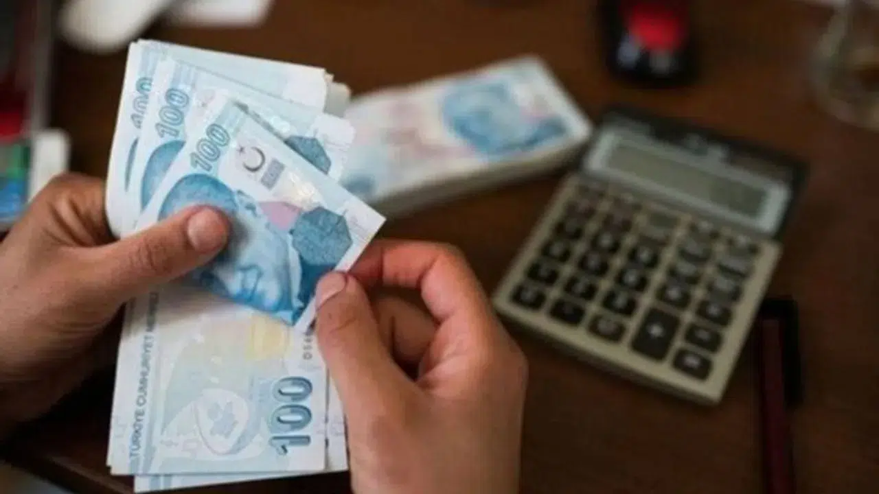 En düşük emekli maaşı için 4 zam senaryosu masada! Hangi oranla ne kadar artacak?
