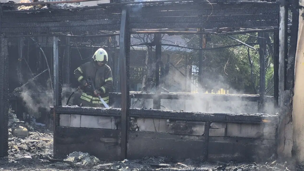 Esenyurt'ta korku dolu anlar: Öğrenci yurdunda yangın paniği!