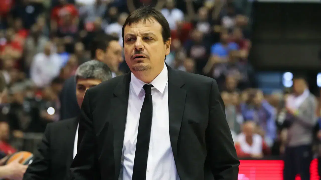 Ergin Ataman ateş püskürdü: Kimse benim ülkeme küfür edemez