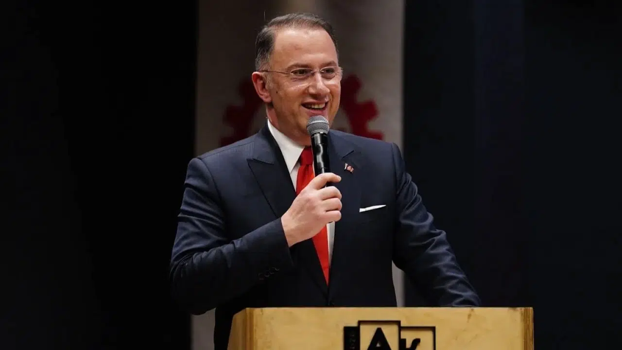 Yoğun bakımda olan Beylikdüzü Belediye Başkanı Murat Çalık anjiyoya alındı