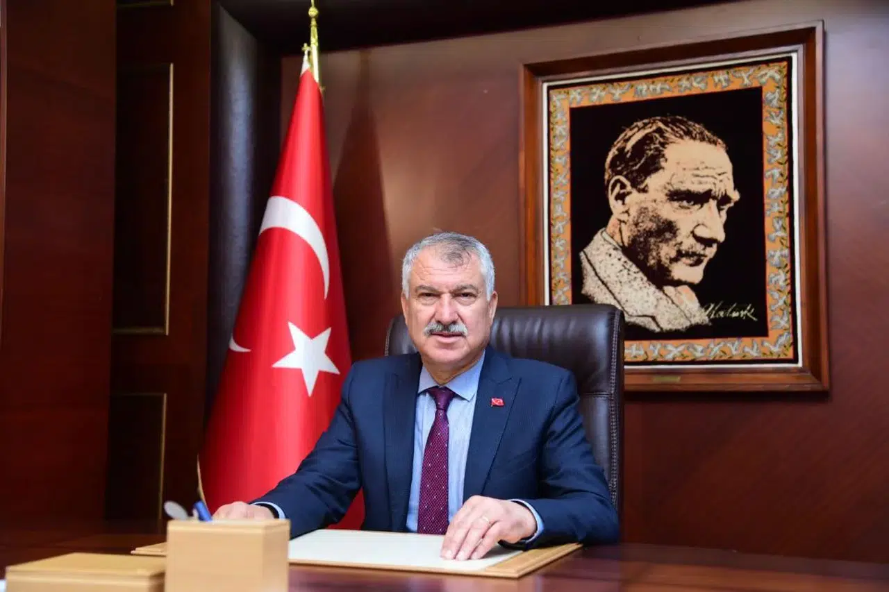 Adana Büyükşehir Belediye Başkanı Zeydan Karalar tutuklandı