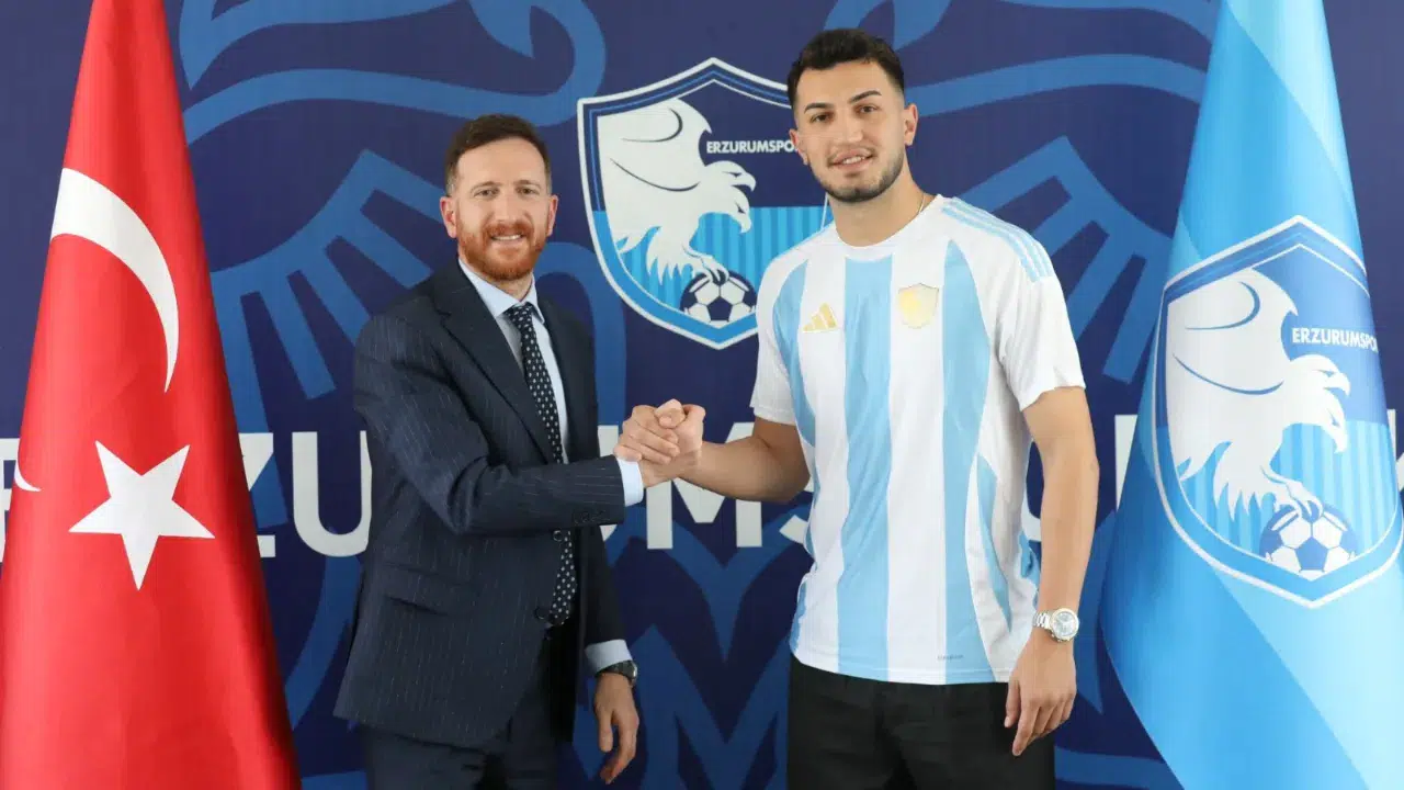 Erzurumspor, Adem Eren Kabak ile 1 yıllık sözleşme imzaladı