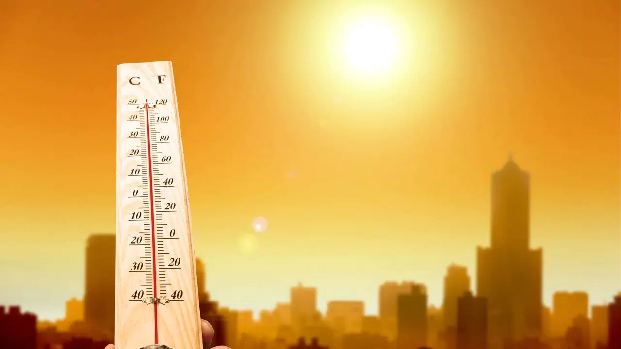 İstanbul'da sıcaklık rekoru kırılacak! Asfalt sıcaklığı 50 dereceyi bulacak