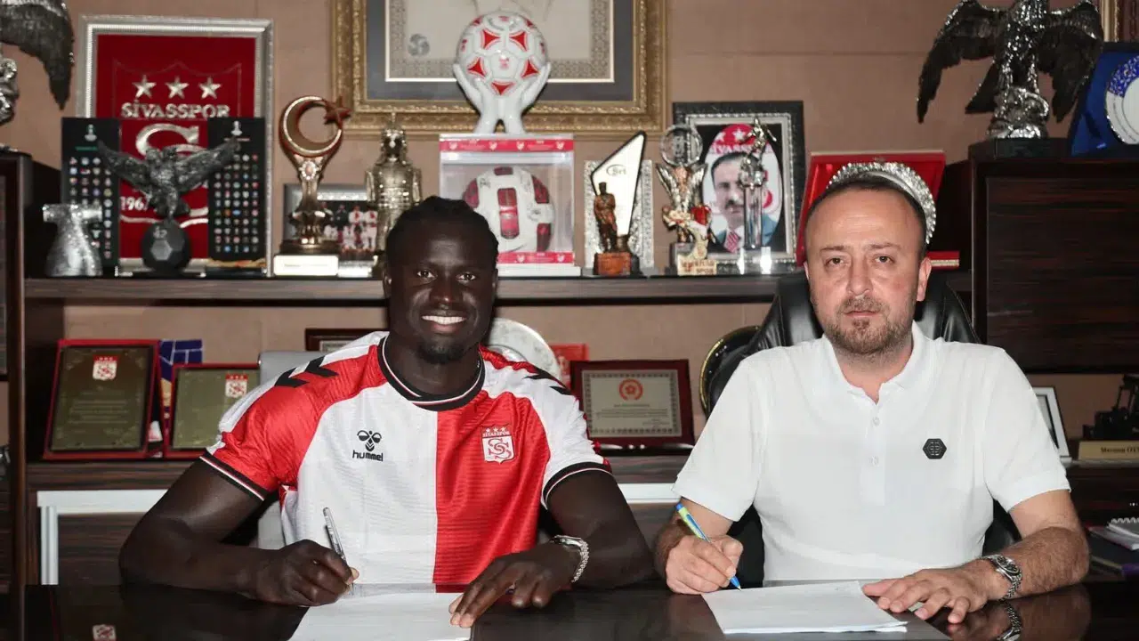 Sivasspor, Aliou Badji’yi kadrosuna kattı