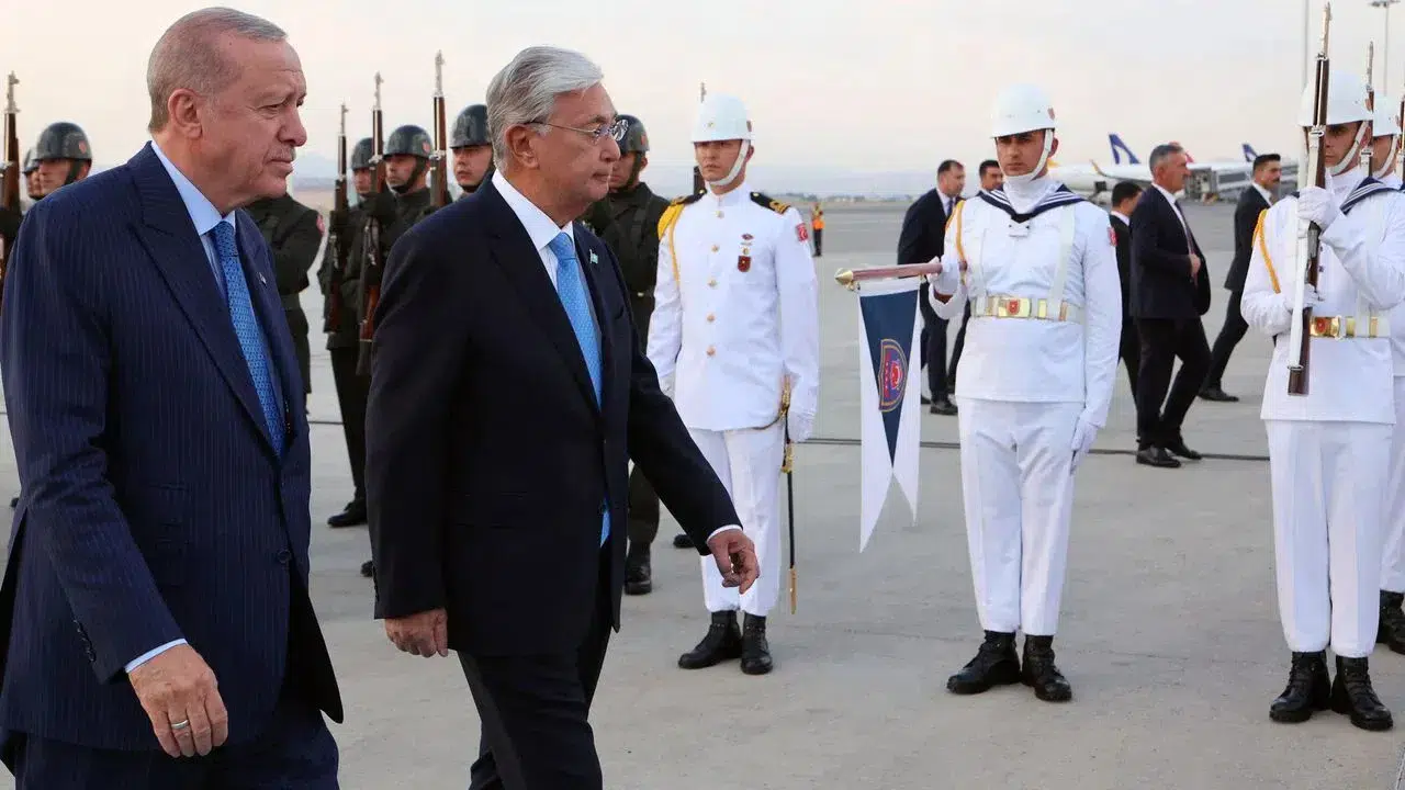 Erdoğan, Kazakistan Cumhurbaşkanı'nı Ankara'da karşıladı