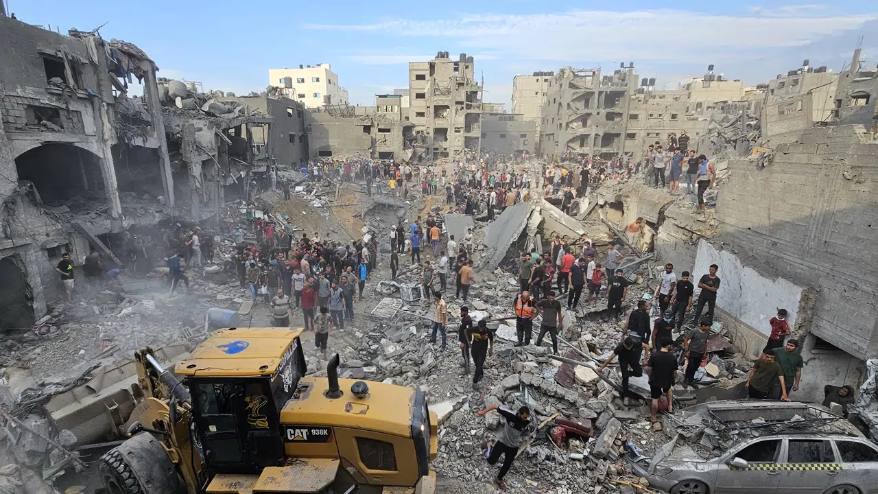 Gazze’de yeni katliam: Yardım bekleyenlerin üzerine bomba yağdı, 102 kişi hayatını kaybetti