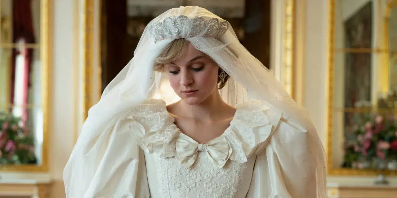 Emma Corrin kimdir? Prenses Diana rolüyle tanınan oyuncu Bodrum'da tatilde