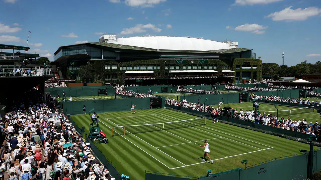 Wimbledon ne zaman, saat kaçta, hangi kanalda? Wimbledon Zeynep Sönmez ikinci tur maçı hangi gün?