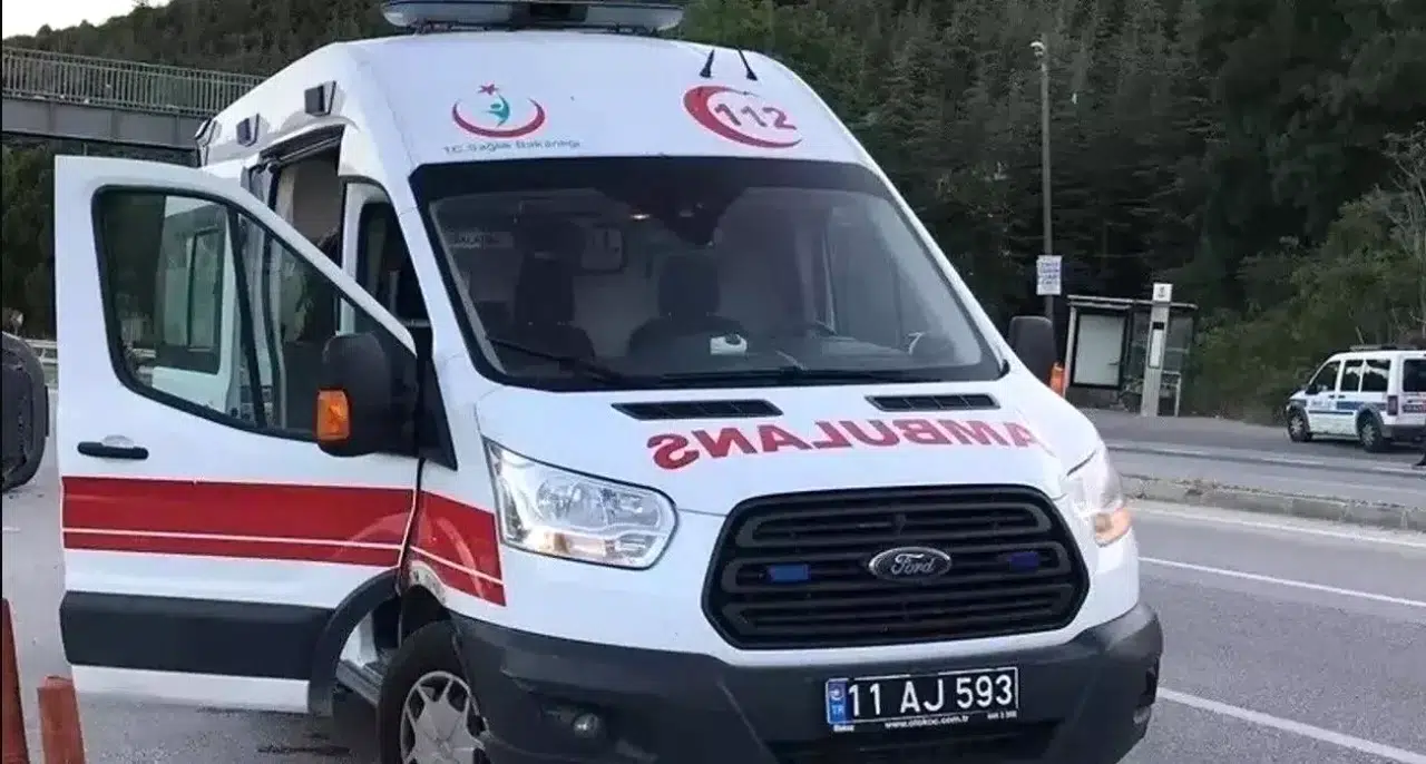 Bilecik’te motorlu bisiklet kazası: Direksiyon hakimiyetini kaybeden sürücü yaralandı