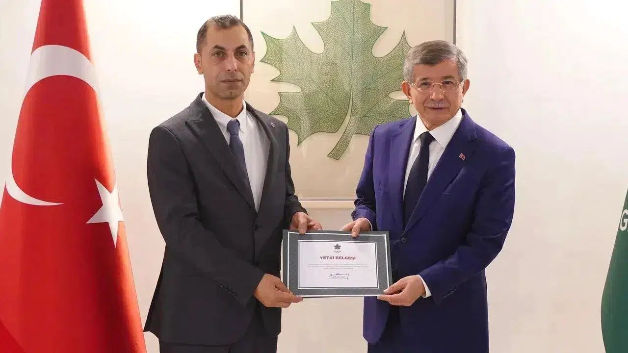 Gelecek Partisi İzmir İl Başkanı 'Cinsel taciz' iddiasıyla gözaltına alındı