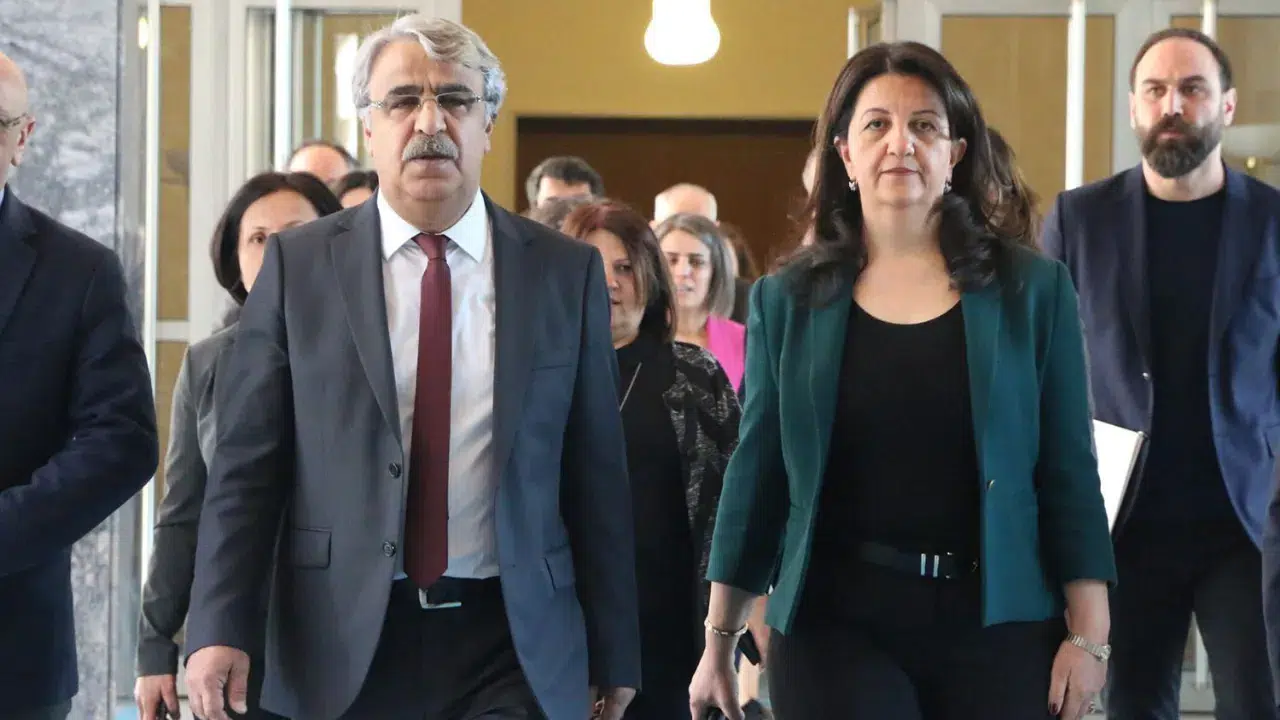 DEM Parti'nin isim ve logosu değişiyor iddiası! Yeni bir parti mi kurulacak?