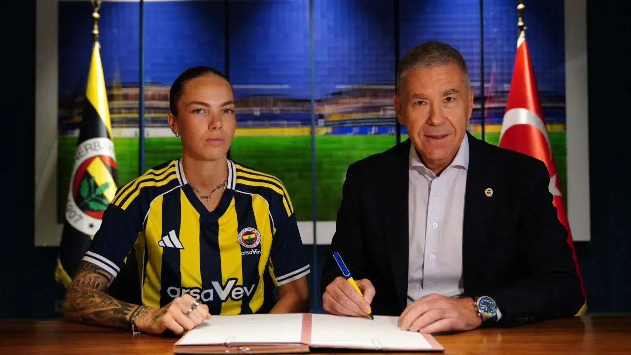 Fenerbahçe Kadın Futbol Takımı'ndan transfer bombaları! 3 yeni isim kadroda