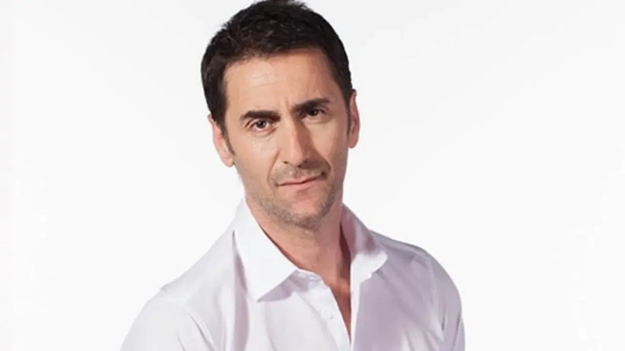 Bekir Aksoy kimdir? Doktorlar Suat kaç yaşında ve evli mi?