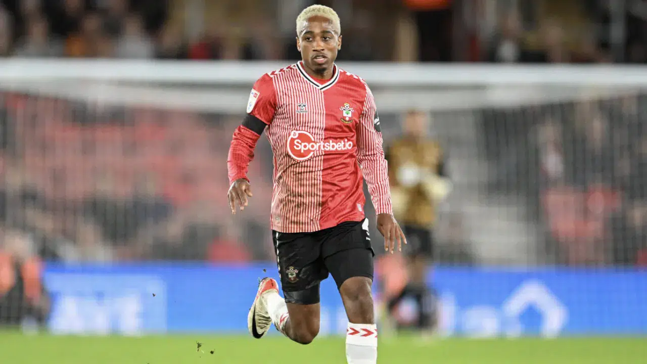 Beşiktaş, Kyle Walker-Peters'ın İstanbul'a geleceği tarihi açıkladı