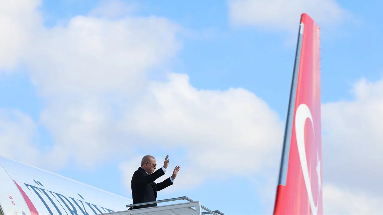 Cumhurbaşkanı Erdoğan, Azerbaycan'a gitti