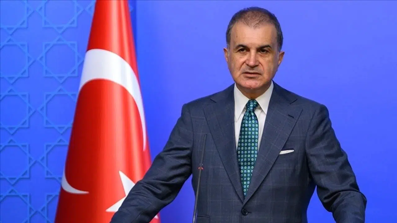 Ömer Çelik’ten karikatür tepkisi: Sanat özgürlüğü değil, İslam düşmanlığı
