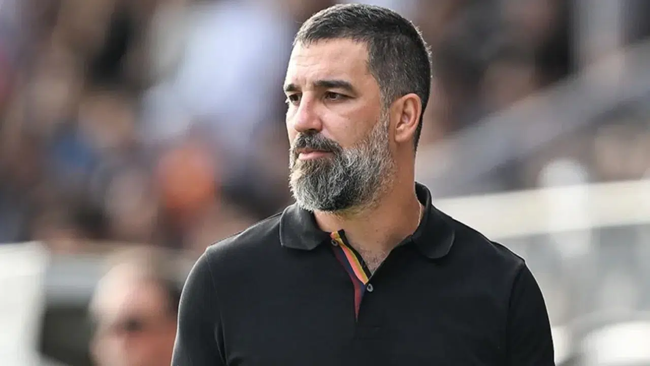 Arda Turan, profilinden Galatasaray yazısını neden kaldırdığını açıkladı