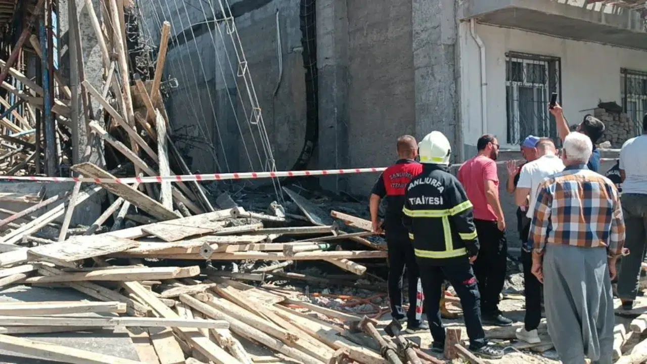 Şanlıurfa'da inşaatta göçük meydana geldi: Çok sayıda işçi yaralandı