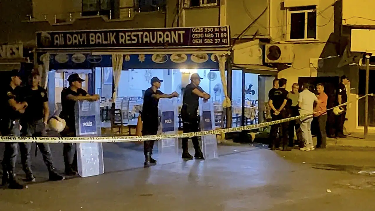 Mersin’de restoranda hesap kavgası: 7 yaralı