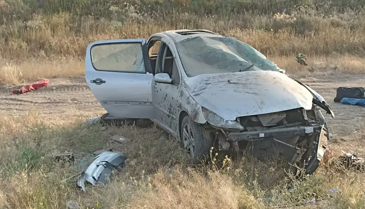 Afyonkarahisar'da feci kaza! Otomobil devrildi: 1 ölü, 2 yaralı!