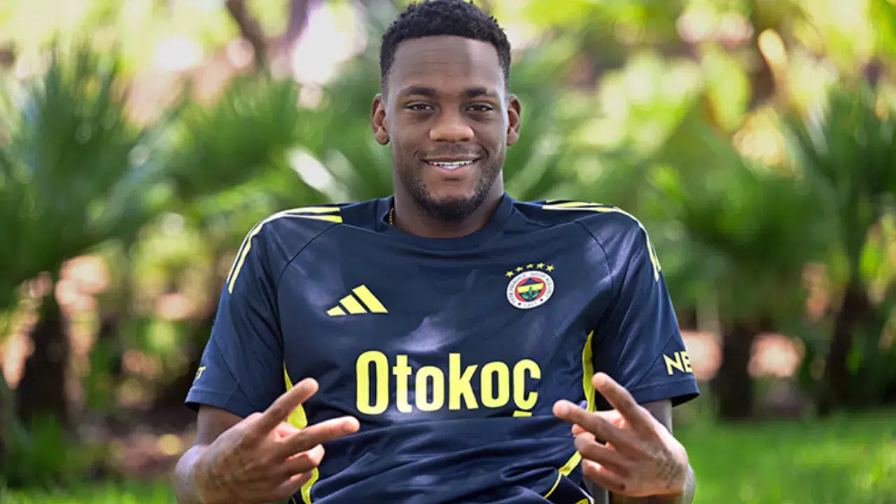 Jhon Duran'dan Galatasaray açıklaması: Gol atıp tarihe geçmek istiyorum